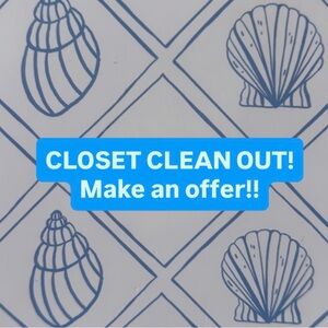 Blue and White Seashell Patterned Item